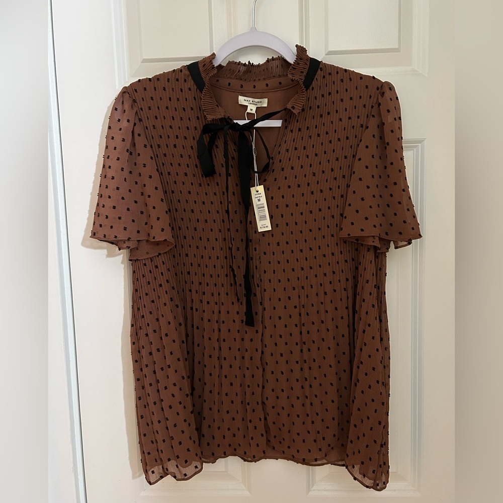 Chic Brown Blouse with Black Accents